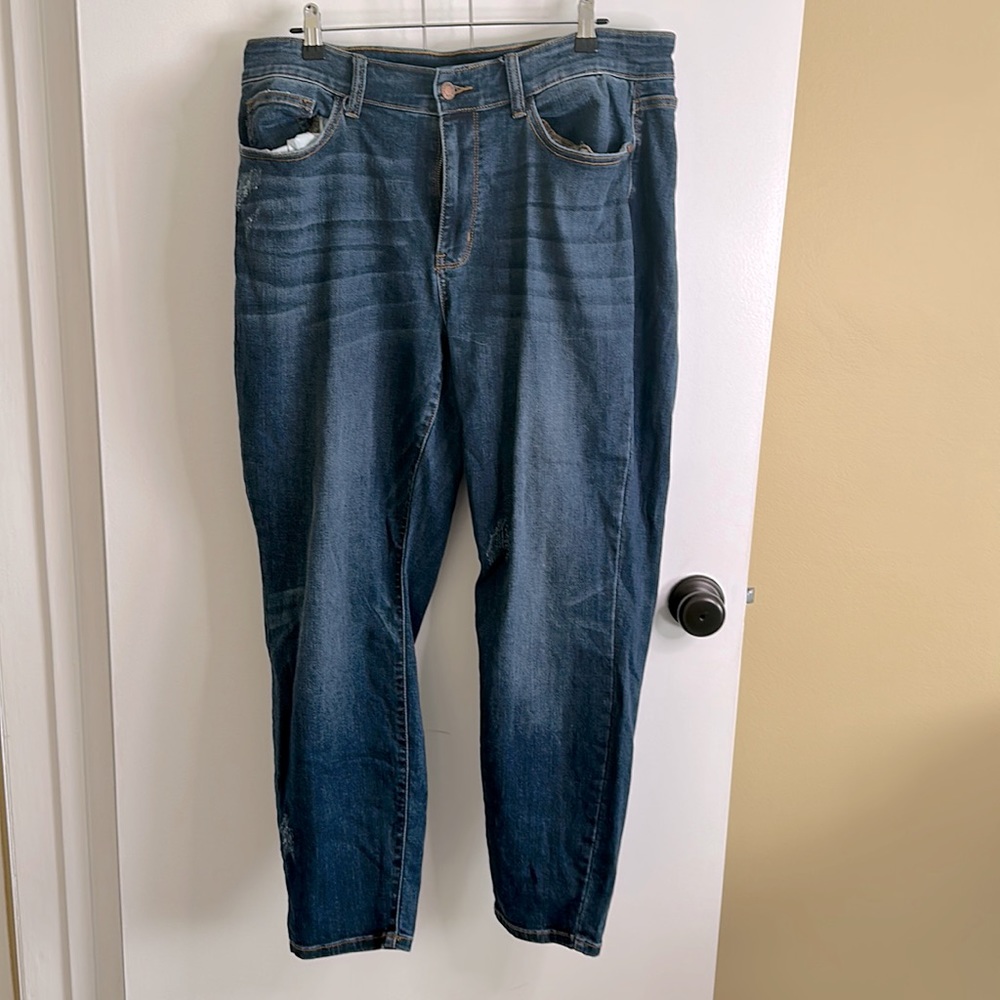 Judy Blue Mid Rise Dark Wash Relaxed Fit Jeans 16W